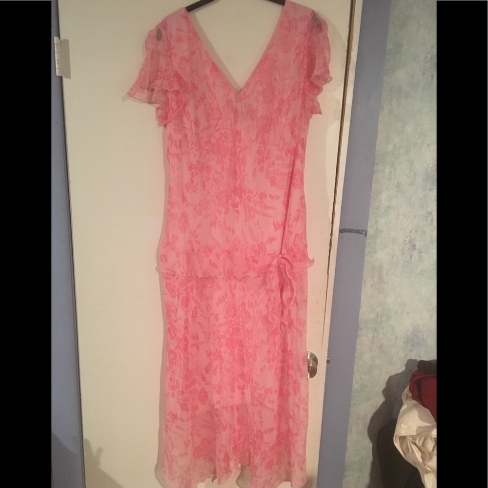 Last day to purchase at my lowest!! Pink dress